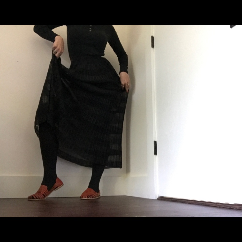Forever 21 NWT Black Sheer/Square Print Maxi Skirt - Picture 6 of 11